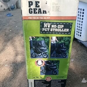 NV No-Zip Pet Stroller - Black